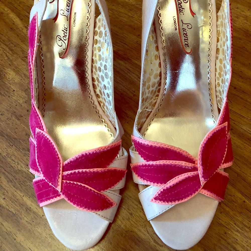 Beautiful Poetic License Slingbacks